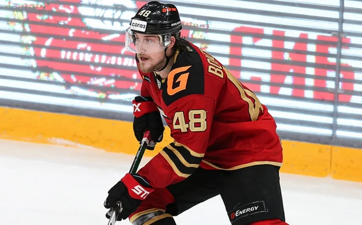 Рид Буше: «Это было трудное время для меня и моей семьи. Мы старались оставить все в прошлом и жить дальше. Я благодарен «Авангарду» за возможность вернуться на лед»