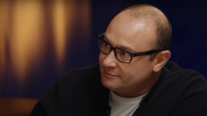 Константин Генич о чемпионской гонке в РПЛ: «То, что происходит в этом сезоне, это абсурд» Константин Генич о чемпионской гонке в РПЛ: «То, что происходит в этом сезоне, это абсурд»