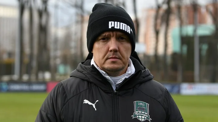 Александр Сторожук: «Нельзя однозначно назвать матч «Краснодара» и «Зенита» решающей битвой за чемпионство» Александр Сторожук: «Нельзя однозначно назвать матч «Краснодара» и «Зенита» решающей битвой за чемпионство»