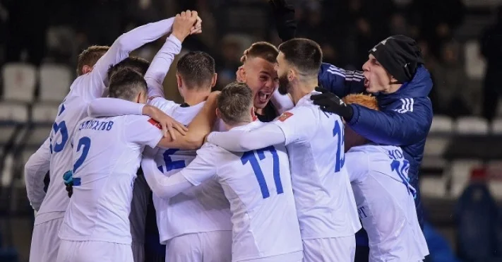 «Оренбург» сыграл вничью с ЦСКА, сравняв счет в добавленное время «Оренбург» сыграл вничью с ЦСКА, сравняв счет в добавленное время