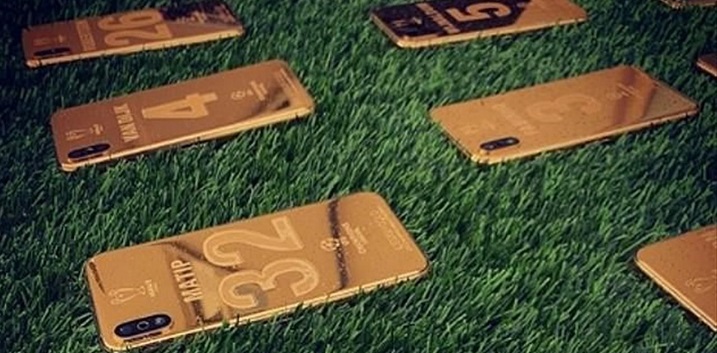 Игроки «Ливерпуля» получили золотые iPhone за победу в Лиге чемпионов