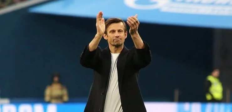 Семак – герой сезона. «Зенит» уже поздравляют с очередным чемпионством Семак – герой сезона. «Зенит» уже поздравляют с очередным чемпионством