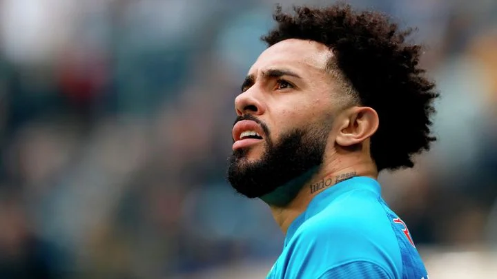 «Зенит» хочет включить в сделку по Клаудиньо воспитанника «Фламенго» «Зенит» хочет включить в сделку по Клаудиньо воспитанника «Фламенго»