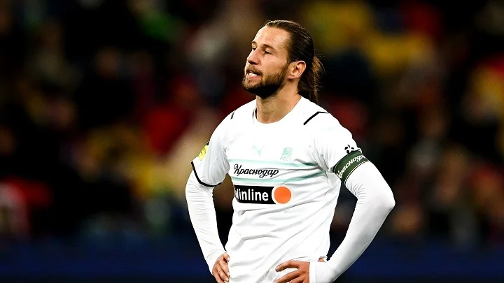 Крыховяк об уходе из «Краснодара»: «Не мог смириться с ситуацией на Украине» Крыховяк об уходе из «Краснодара»: «Не мог смириться с ситуацией на Украине»