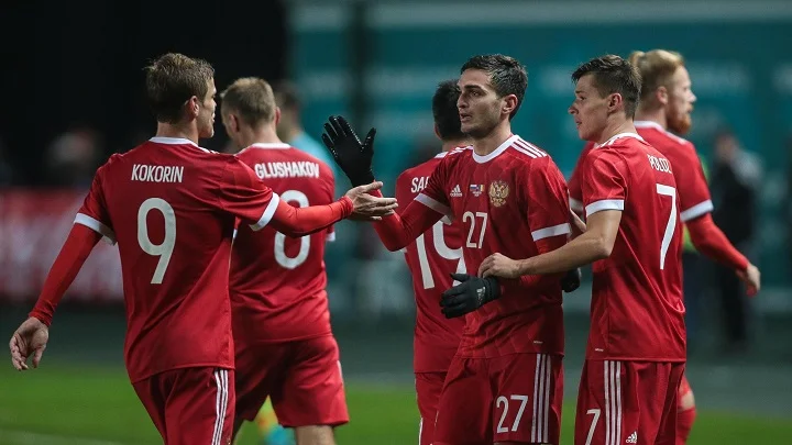 Хавбек Кыргызстана после проигрыша России: «Ожидали большего. Такие же люди, как и мы: две ноги, две руки» Хавбек Кыргызстана после проигрыша России: «Ожидали большего. Такие же люди, как и мы: две ноги, две руки»