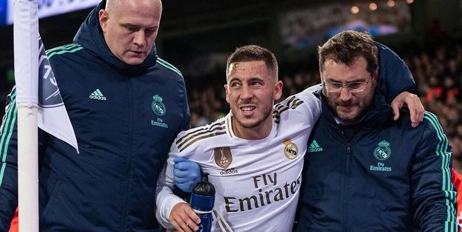 Азар пропустит остаток сезона из-за операции Азар пропустит остаток сезона из-за операции