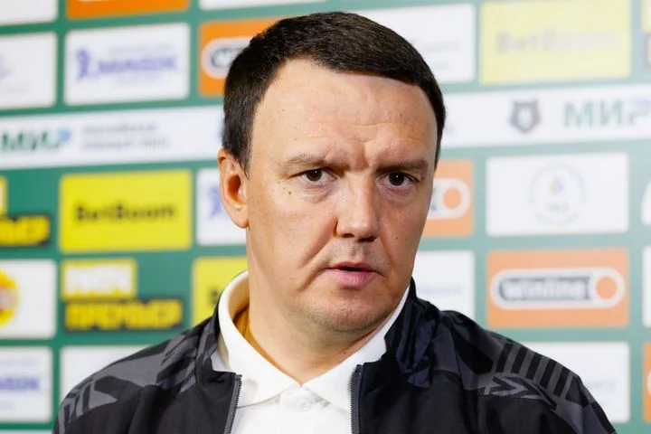 Александр Сторожук о 2:1 с «Пари НН»: «Не знаю, как действовать в ответном матче. По приезду домой все решим» Александр Сторожук о 2:1 с «Пари НН»: «Не знаю, как действовать в ответном матче. По приезду домой все решим»