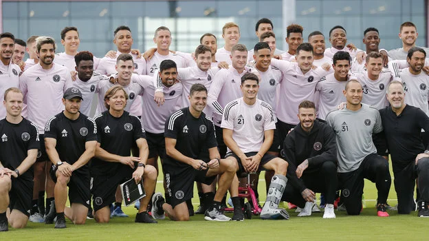 Бекхэм хочет собрать в «Интер Майами» нескольких бывших и нынешних игроков «Барселоны»