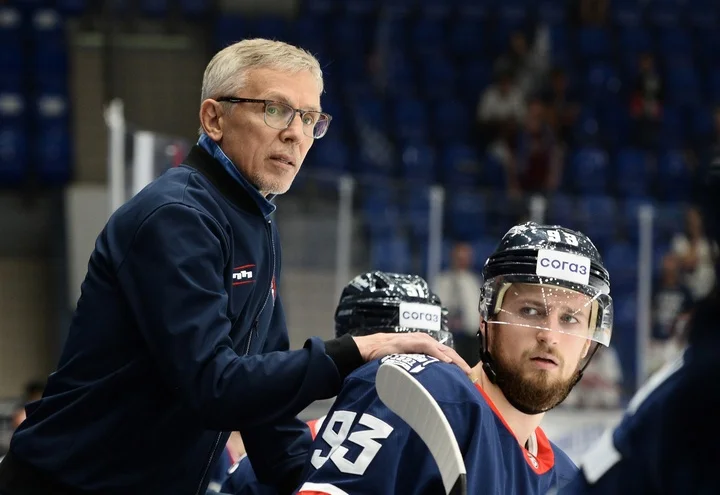 Андрей Коваленко: «Торпедо» много лет играло в упрощенный стиль. Ларионов делает ставку на контроль шайбы и комбинации. Такой сложный переход легко не дается» Андрей Коваленко: «Торпедо» много лет играло в упрощенный стиль. Ларионов делает ставку на контроль шайбы и комбинации. Такой сложный переход легко не дается»