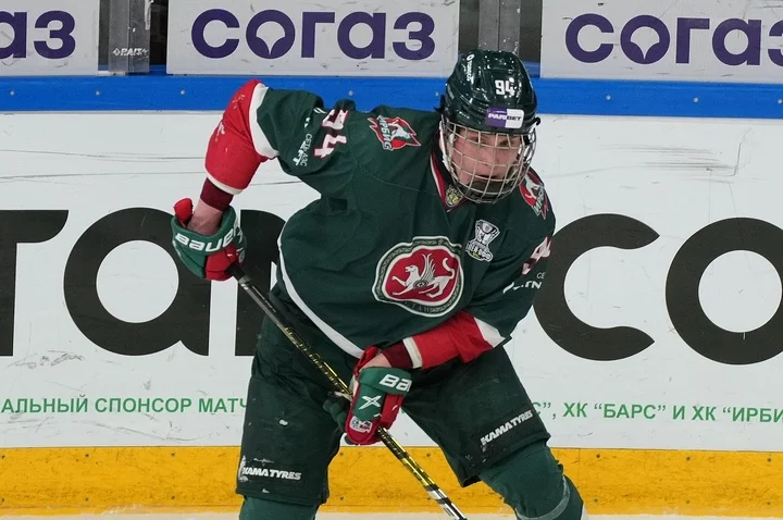 Никита Евсеев: «Сейчас я тренируюсь с «Ак Барсом». Все бьются за место в составе – и я стараюсь бороться с ними»