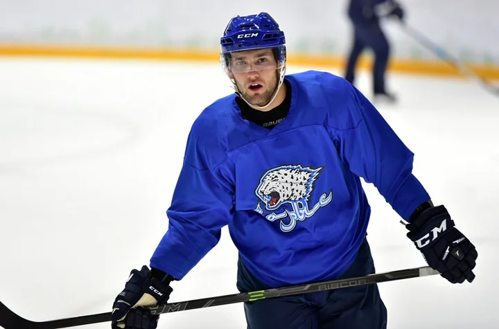 Линден Вей: «КХЛ – сильная лига, и как игрок ты всегда хочешь выступать в лучшей лиге, на которую способен» Линден Вей: «КХЛ – сильная лига, и как игрок ты всегда хочешь выступать в лучшей лиге, на которую способен»