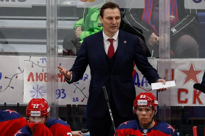 Сергей Федоров: «Чтобы сделать то, чего раньше не было, надо стать тем, кем ты еще не был. Мы приложим все усилия и пойдем за третьим кубком» Сергей Федоров: «Чтобы сделать то, чего раньше не было, надо стать тем, кем ты еще не был. Мы приложим все усилия и пойдем за третьим кубком»