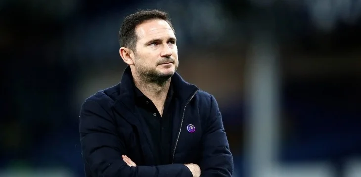 «Эвертон» с Лэмпардом проиграл уже в четырех матчах АПЛ подряд с общим счетом 0:9 «Эвертон» с Лэмпардом проиграл уже в четырех матчах АПЛ подряд с общим счетом 0:9