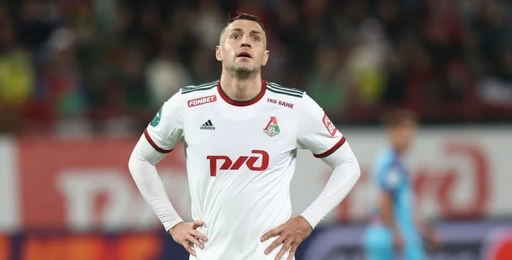 Сергей Семак о том, что Дзюба не пожал ему руку: «Может, устал. Это уже не моя проблема» Сергей Семак о том, что Дзюба не пожал ему руку: «Может, устал. Это уже не моя проблема»