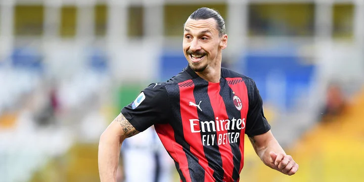 «Милан» подписал однолетний контракт с Ибрагимовичем, который пропустит минимум полгода после операции на колене