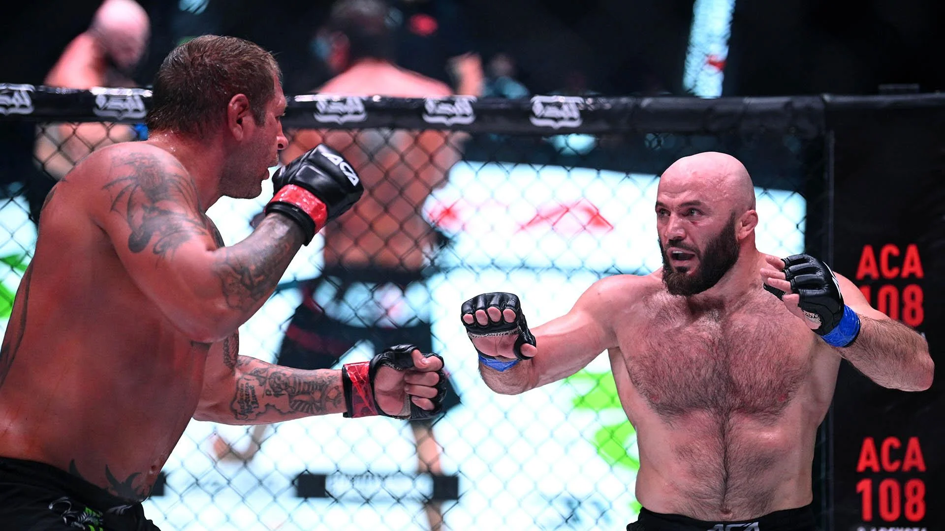 Исмаилов ждет разрешение брата на новый бой с Александром Емельяненко Исмаилов ждет разрешение брата на новый бой с Александром Емельяненко