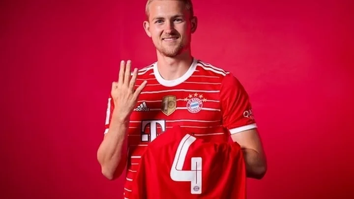 Маттейс де Лигт выбрал номер, под которым будет выступать за «Баварию» Маттейс де Лигт выбрал номер, под которым будет выступать за «Баварию»