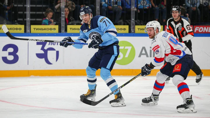 «Лада» прервала четырёхматчевую серию поражений, обыграв «Сибирь» «Лада» прервала четырёхматчевую серию поражений, обыграв «Сибирь»