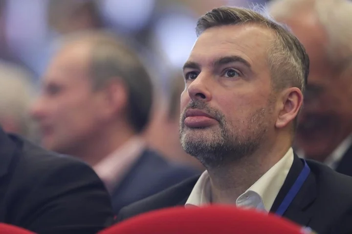 Александр Зотов может стать гендиректором «Локомотива», сменив Владимира Леонченко Александр Зотов может стать гендиректором «Локомотива», сменив Владимира Леонченко