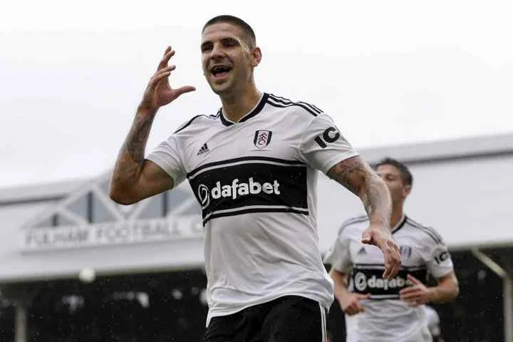 Лучший бомбардир «Фулхэма» близок к переходу в «Аль-Хиляль» Лучший бомбардир «Фулхэма» близок к переходу в «Аль-Хиляль»