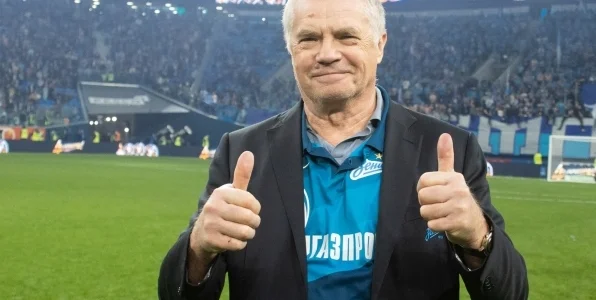 Медведев о возвращении пива на стадионы: это альтернатива употребления водки Медведев о возвращении пива на стадионы: это альтернатива употребления водки