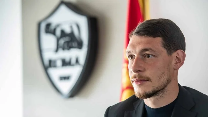 Форвард «Ромы» Андреа Белотти: «Рассматриваю продление контракта как логическое продолжение пути, который я начал здесь год назад» Форвард «Ромы» Андреа Белотти: «Рассматриваю продление контракта как логическое продолжение пути, который я начал здесь год назад»