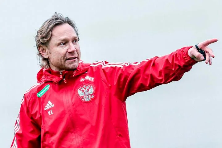 Юрий Семин о новом контракте Карпина: «Сборная при нем прогрессирует, так что это абсолютно логичный шаг» Юрий Семин о новом контракте Карпина: «Сборная при нем прогрессирует, так что это абсолютно логичный шаг»