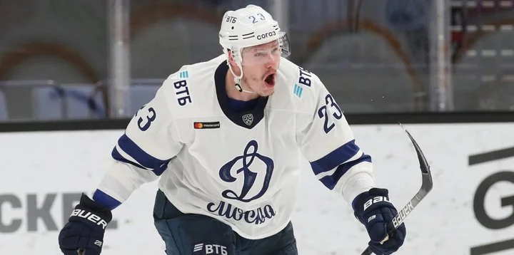 Дмитрий Яшкин: «Я ждал предложений из НХЛ. В конечном итоге ни одно из них меня не устроило, и я решил договориться со СКА»