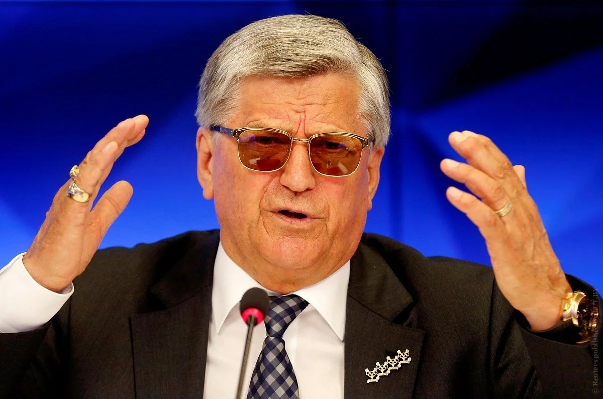 Тихонов одним словом описал результат российских биатлонистов в масс-старте на Олимпиаде