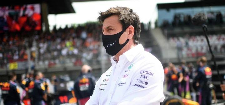 Тото Вольфф о проблемах в этом сезоне: «Мы не понимаем, где ошибка в концепции, поэтому не переключается на сезон-2023» Тото Вольфф о проблемах в этом сезоне: «Мы не понимаем, где ошибка в концепции, поэтому не переключается на сезон-2023»