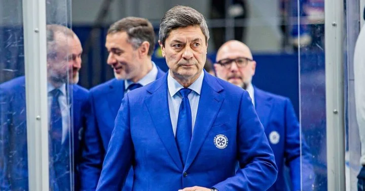 Тренер «Сибири» Андрей Мартемьянов: «В прошлом сезоне мы для «Трактора» были неудобной командой, теперь – он для нас» Тренер «Сибири» Андрей Мартемьянов: «В прошлом сезоне мы для «Трактора» были неудобной командой, теперь – он для нас»