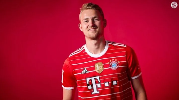 «Бавария» объявила о трансфере Маттейса де Лигта «Бавария» объявила о трансфере Маттейса де Лигта