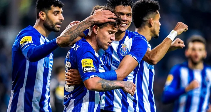 Консейсау о вылете от «Арсенала» из ЛЧ: «Порту» был лучше в обоих матчах и заслуживал выхода в 1/4 финала» Консейсау о вылете от «Арсенала» из ЛЧ: «Порту» был лучше в обоих матчах и заслуживал выхода в 1/4 финала»