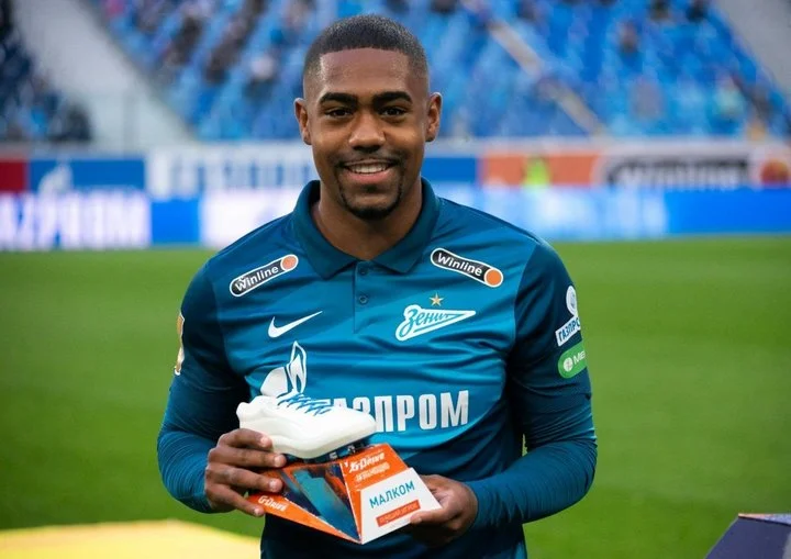 Малком про первые годы в «Зените»: «Ни разу не возникала мысль все бросить и уехать. Верил, что мое время придет» Малком про первые годы в «Зените»: «Ни разу не возникала мысль все бросить и уехать. Верил, что мое время придет»