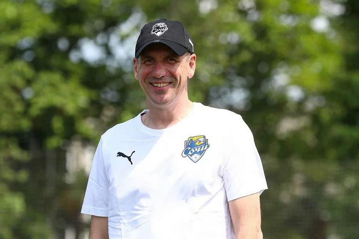 Вадим Гаранин: «Я оформил Fan ID. В нашем городе нужно его получать. Я очень надеюсь, что восторжествует футбольное решение и все будут довольны» Вадим Гаранин: «Я оформил Fan ID. В нашем городе нужно его получать. Я очень надеюсь, что восторжествует футбольное решение и все будут довольны»