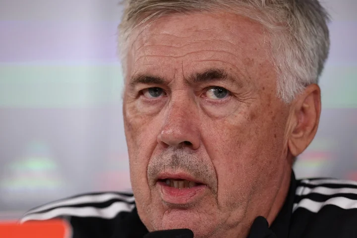 Карло Анчелотти о танцах Винисиуса: «Он – бразилец, он очень хорошо двигается. Это никого не беспокоит» Карло Анчелотти о танцах Винисиуса: «Он – бразилец, он очень хорошо двигается. Это никого не беспокоит»