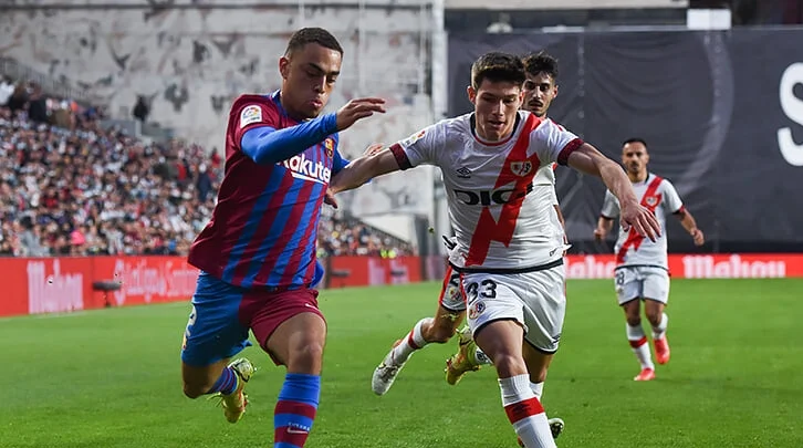 «Вильярреал» хочет подписать Санти Комесанья из «Райо Вальекано» «Вильярреал» хочет подписать Санти Комесанья из «Райо Вальекано»