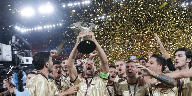 «Золотой требл» «Зенита» и дебюты. Суперкубок едет в Петербург