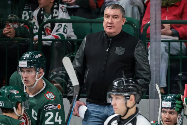 Анвар Гатиятулин о 2:0 с «Металлургом»: «Моментов было много у обеих команд, но в реализации мы были лучше» Анвар Гатиятулин о 2:0 с «Металлургом»: «Моментов было много у обеих команд, но в реализации мы были лучше»