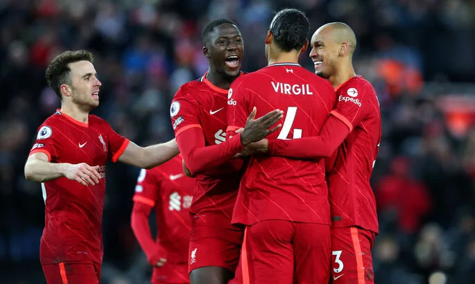 «Ливерпуль» вышел на первое место по количеству побед в Кубке английской лиги, опередив «Манчестер Сити» «Ливерпуль» вышел на первое место по количеству побед в Кубке английской лиги, опередив «Манчестер Сити»