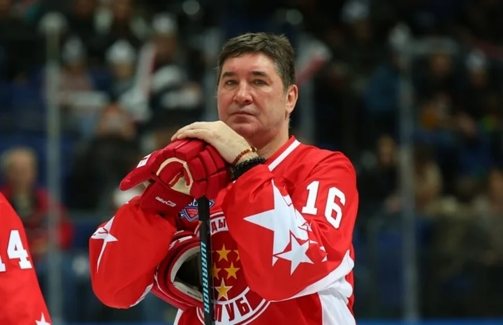 Александр Кожевников назвал конкурента армейских клубов в следующем сезоне: «Болельщики устали, что в КХЛ финал уже много лет один и тот же, СКА против ЦСКА» Александр Кожевников назвал конкурента армейских клубов в следующем сезоне: «Болельщики устали, что в КХЛ финал уже много лет один и тот же, СКА против ЦСКА»