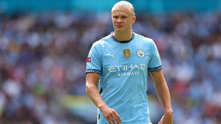 Эрлинг Холанд: «Когда видишь, как сегодня играют защитники и полузащитники, кажется, что они не нуждаются во мне» Эрлинг Холанд: «Когда видишь, как сегодня играют защитники и полузащитники, кажется, что они не нуждаются во мне»