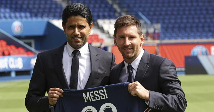 Нассер Аль-Хелаифи: «Я уважаю Месси, но если кто-то хочет плохо отзываться о ПСЖ после его ухода, то это неправильно» Нассер Аль-Хелаифи: «Я уважаю Месси, но если кто-то хочет плохо отзываться о ПСЖ после его ухода, то это неправильно»