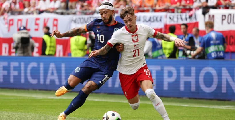 Нидерланды обыграли Польшу в первом туре Евро (2:1). Видео всех голов Нидерланды обыграли Польшу в первом туре Евро (2:1). Видео всех голов