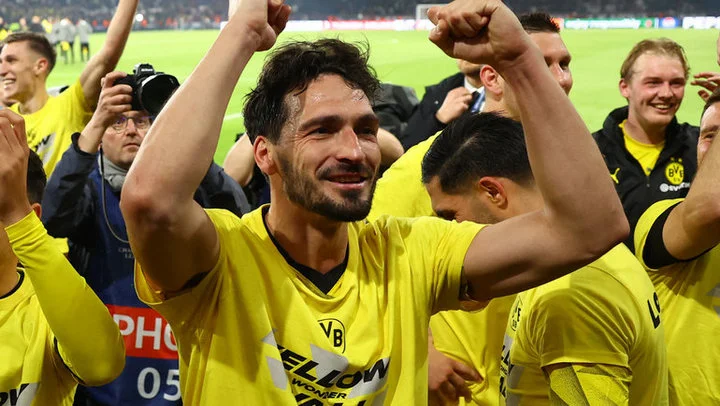 Матс Хуммельс: «Столько команд хотели сыграть против «Боруссии». К счастью, мы отличные ребята и дошли до финала, чтобы как можно больше из них получили шанс» Матс Хуммельс: «Столько команд хотели сыграть против «Боруссии». К счастью, мы отличные ребята и дошли до финала, чтобы как можно больше из них получили шанс»