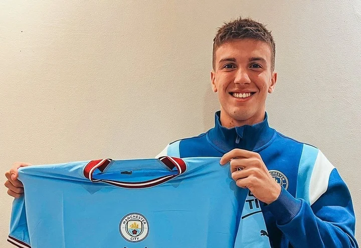 «Манчестер Сити» подписал 20-летнего Максимо Перроне «Манчестер Сити» подписал 20-летнего Максимо Перроне