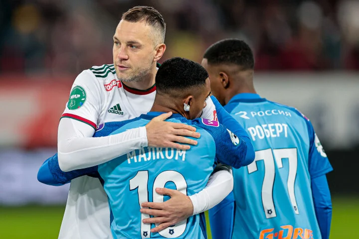 Малком: «Зенит» становился чемпионом с Дзюбой, мы стали чемпионами и без него» Малком: «Зенит» становился чемпионом с Дзюбой, мы стали чемпионами и без него»