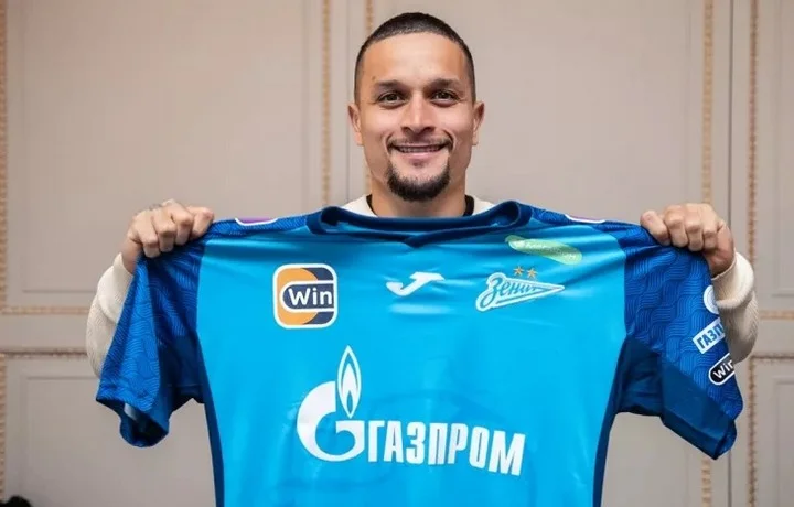 Игорь Корнеев: «В «Зените» Артур прикреплён к флангу. Думаю, с этим и связана небольшая неубедительность, ему некомфортно» Игорь Корнеев: «В «Зените» Артур прикреплён к флангу. Думаю, с этим и связана небольшая неубедительность, ему некомфортно»