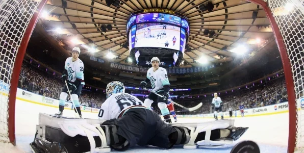 Вратарь «Трактора» Дригер: в Челябинске я мог получить условия лучше, чем в Америке Вратарь «Трактора» Дригер: в Челябинске я мог получить условия лучше, чем в Америке