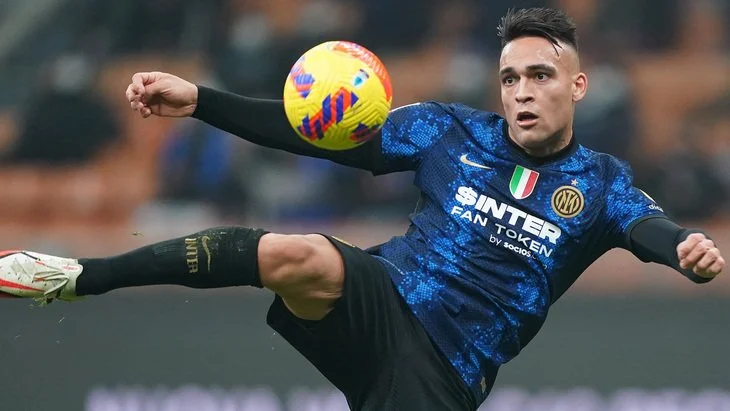 «Интер» обыграл «Удинезе» и сохранил отставание от «Милана» в два очка